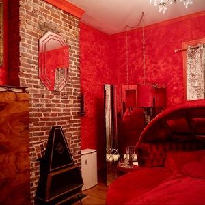 Meet your Posher, Beverly